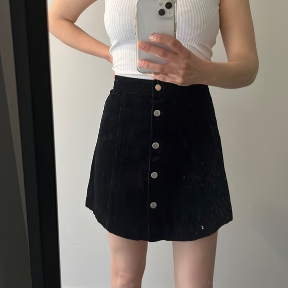 H&M Mini corduroy skirt NWT - Picture 2 of 4